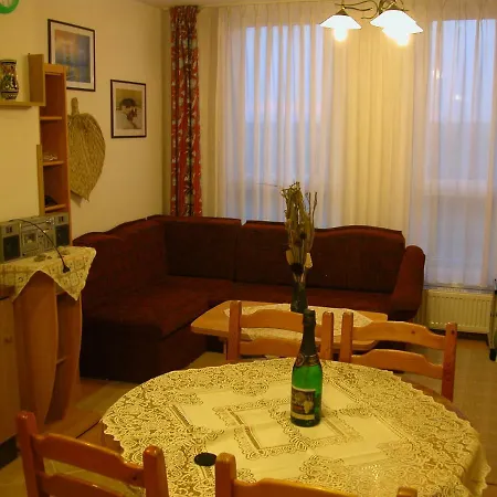 Appartement Lea Apartman