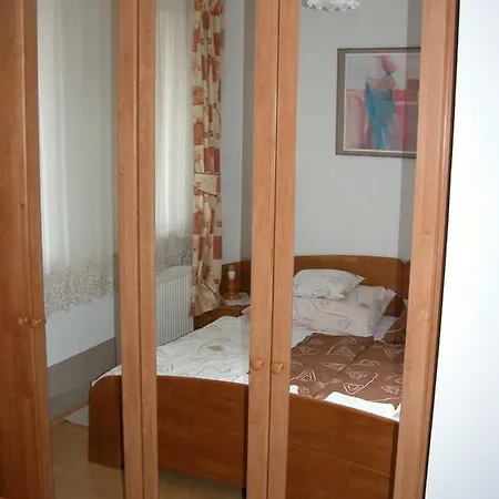 Appartement Lea Apartman